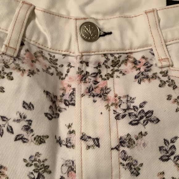 Rag & Bone Ellie Jean Shorts in Micro Floral Women’s NWT Size 26 - Picture 6 of 9